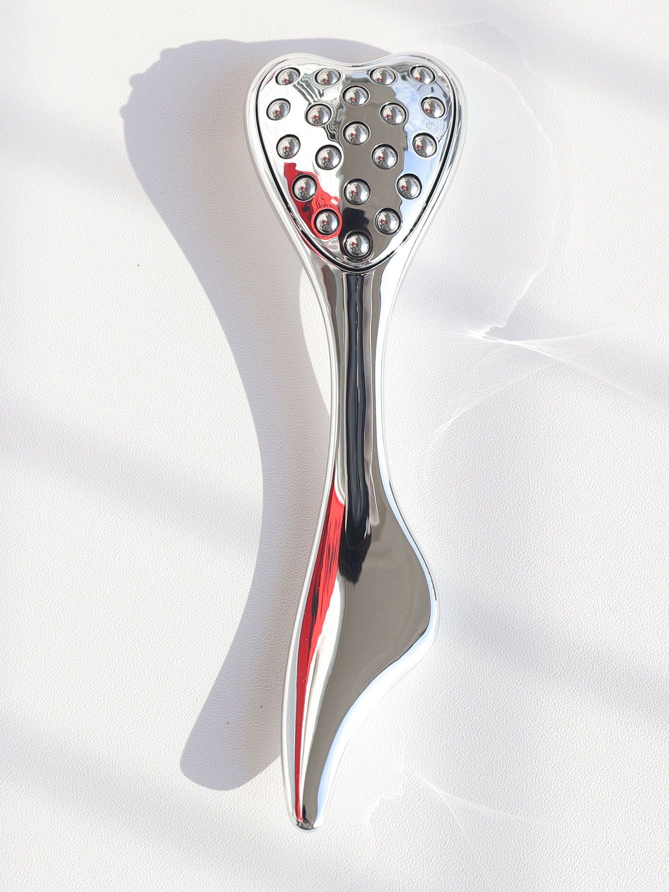 304 Stainless Steel Heart Shaped Roller Ball Massager: Face Lifting and Eye Soothing, Body Scraping and Relaxation, Lightweight and Portable, One Tool for Skincare and Body Care(coffee color)