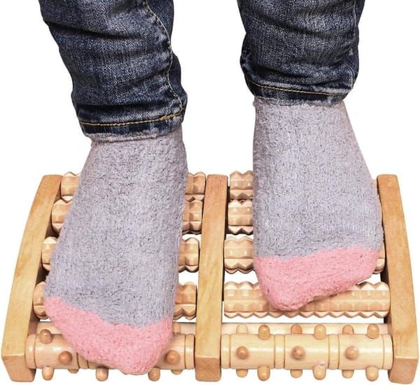 Wooden Foot Roller Massager, Natural Wood Foot Massage Roller Tool for Plantar Fasciitis Relief, Foot Pain Sore Arch Relief, Portable Foot Massager for Men Women Home Office Use