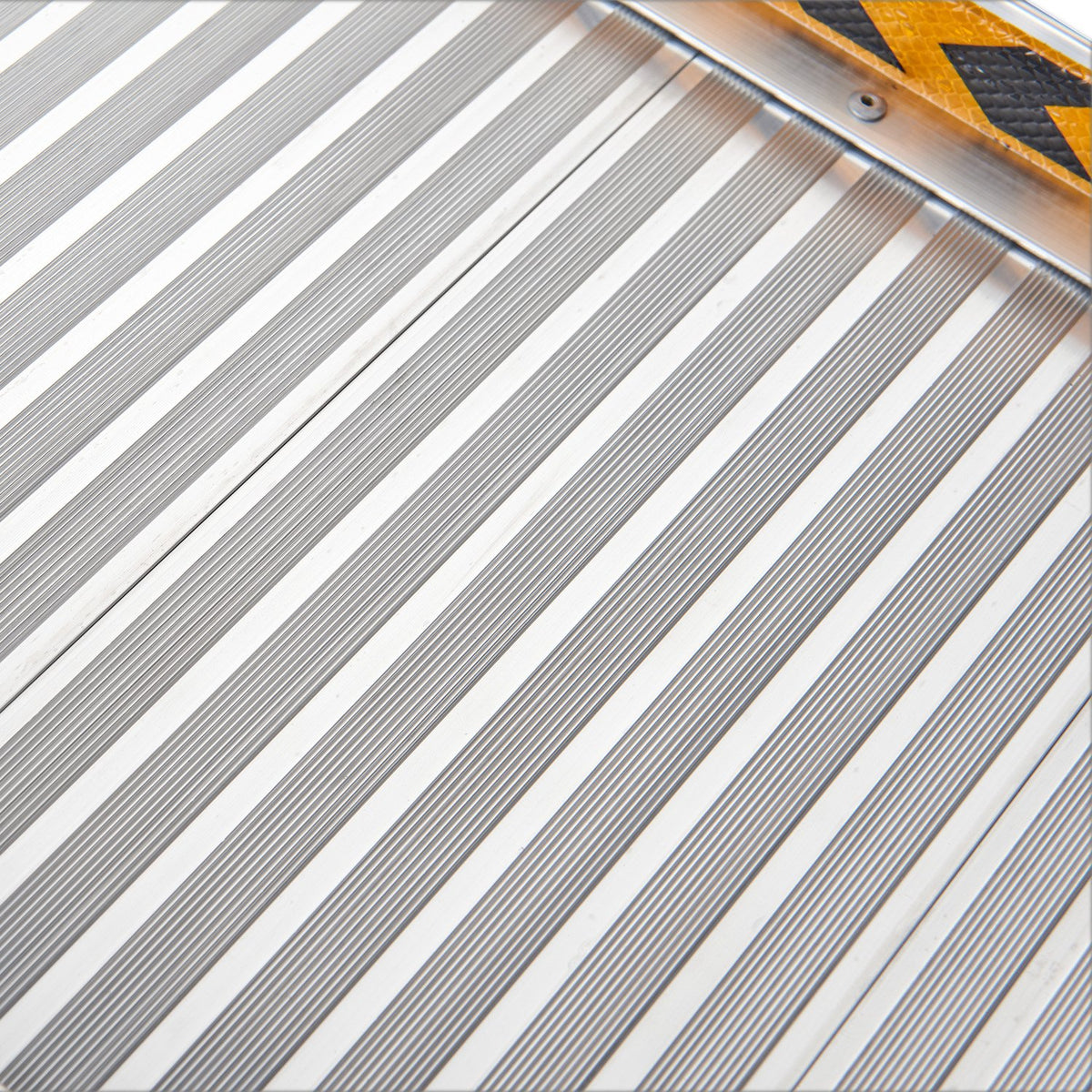 Kartrite 6ft Aluminium Foldable Wheelchair Ramp Non-Slip R02 Silver